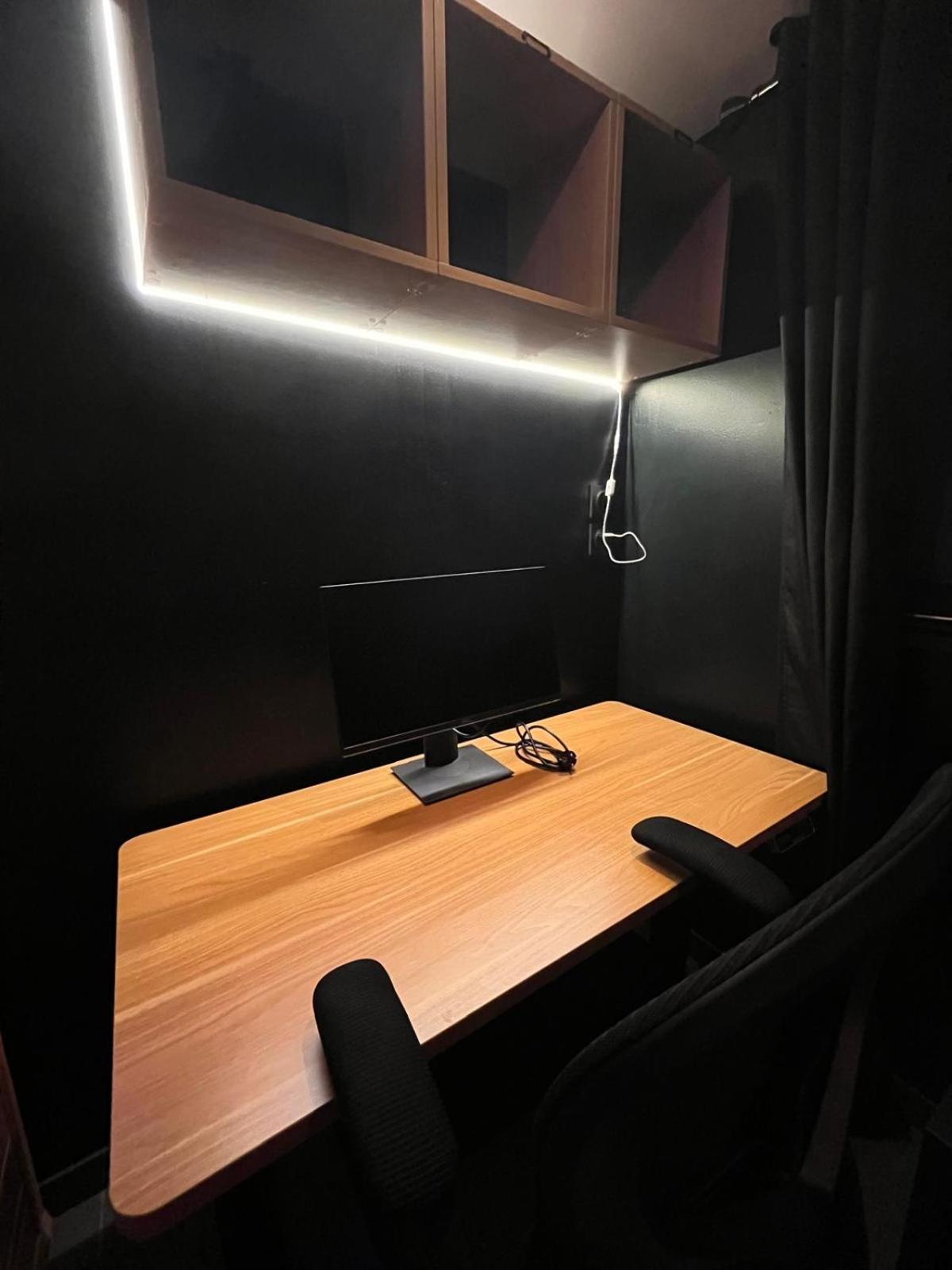 Suite Avec Sauna 36M² ニオール エクステリア 写真